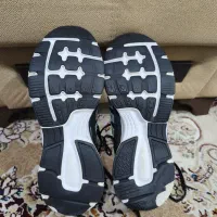 کتونی آدیداس ۳ خط کاملاً چرم|کیف، کفش، کمربند|رشت, باهنر|دیوار