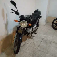 موتور سیکلت پالس میزون برا سوار شدن