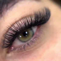 اکستنشن مو و مژه و لیفت ابرو و کاشت موقت ودائم