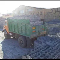 خالی کردن یا بار زدن بار سنگ یا کاشی سرامیک بلوک
