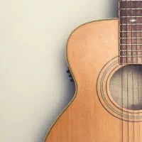 آموزش تخصصی گیتار برای بانوان