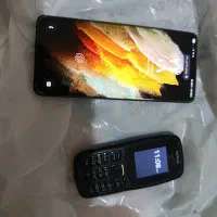 یه گوشی اس ۲۱ اوترلا نوکیا سادقیمت مناسب پول لازم