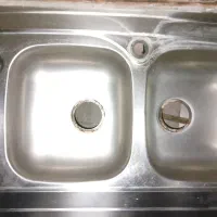 ۱ عدد سینک در حد نو دو لگنه