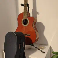 گیتار کلاسیک اصل کره با کاور حرفه ای