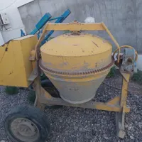 دستگاه بلوکه زنی و میکسر
