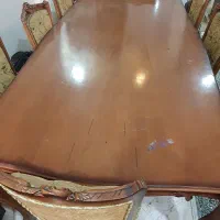 فروش یک دست میز ناهارخوری ۸نفره با صندلی