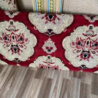 پشتی دیواری بسیار تمیز