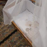 تخت کنار مادر|تخت و صندلی بچه|لاهیجان, فیاض|دیوار