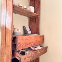 کتابخانه کافی بار کافیبار قفسه چوبی کتابخانه چوبی|کتابخانه، شلف، قفسه‌های دیواری|اندیشه, اندیشه فاز ۱|دیوار