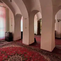 خونه باغی ۳۳۰ متری نزدیک به مرکز شهر