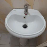 روشویی سنگی پایه دار