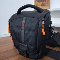 دوربین درحد نو سونی|دوربین عکاسی و فیلمبرداری|شیراز, شهرک فرزانگان|دیوار