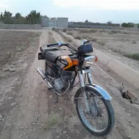 هوندا ۱۲۵|دوچرخه، اسکیت، اسکوتر|شاهین‌شهر, گزبرخوار|دیوار