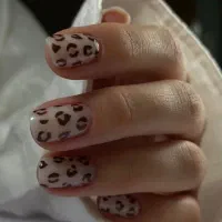 خدمات ناخن|خدمات آرایشگری و زیبایی|فولادشهر, A2|دیوار