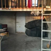 مغازه رشت ۲۴ متر بالاتر از فلکه فرزانه