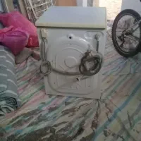 ماشین لباسشویی ارچلیک ترک بسیار سالم|ماشین لباسشویی و خشک‌کن لباس|رشت, معلم|دیوار