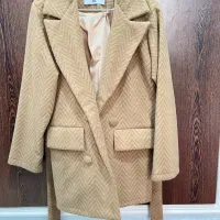 پالتو و مانتو|لباس|بابل, |دیوار