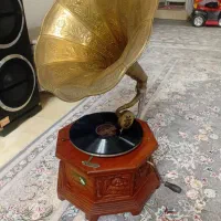 گرامافون قدیمی