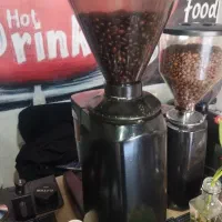 آسیاب صنعتی کامپکت K6 تیغه برنجی در حد نو