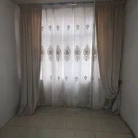 پرده کاملا سالم و در حد نو