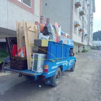 وانت نیسان اسبابکشی و اثاثیه منزل حمل بار باکارگر