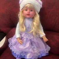 عروسک آوازخوان