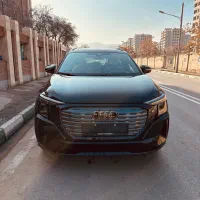 آئودیQ5 etron تیپ 4 بلک پکیج