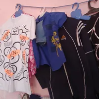 انواع لباس زنانه ومردانه وبچه گانه