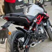 بنلی 300 دو سیلندر فوق تمیز
