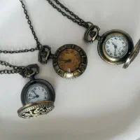 ساعت آویز گردنی