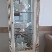 گنجه و ساعت ایستاده