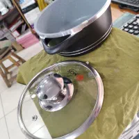 قابلمه ساعت ۱۶داخل گرانیت اصل دوسال تعویض|ظروف پخت‌وپز|گرگان, |دیوار