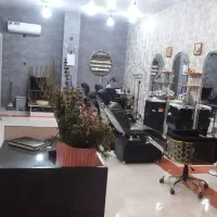 لوازم آرایشگاه زنانه|آرایشگاه و سالن‌های زیبایی|جم, |دیوار