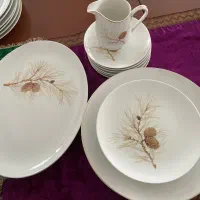 ظروف غذا خوری قدیمی