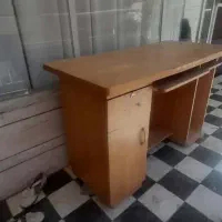 رنگ چوبی میز