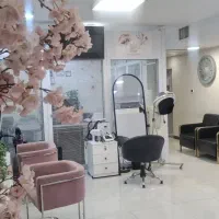 اجاره صندلی در سالن زیبایی