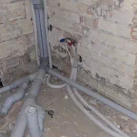 لوله کشی فاضلاب،سردوگرم،پکیج و رادیاتور ونصبیات
