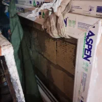 یک پنجره دوجدار