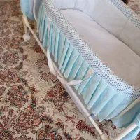 گهواره خیلی تمیز ونو مثل نو مناسب سیسمونی|اسباب و اثاث بچه|گلبهار, شهر جدید گلبهار|دیوار