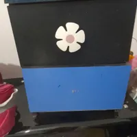 تخت نوجوان|تخت و صندلی بچه|تربت جام, میان جام|دیوار