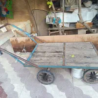 گاری چهار چرخ