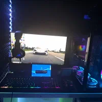 مانیتور گیمینگ سامسونگ 14 ماه از گارانتیش مونده