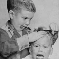 آرایشگر مردانه