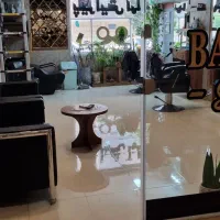 آرایشگر ماهر مردانه