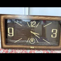 ساعت دیواری طرح چوب