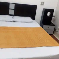 واحد دو خواب با دوکولر گازی پارکینک وحیاط دربست|اجارهٔ کوتاه‌مدت آپارتمان و سوئیت|کاشان, ولیعصر|دیوار