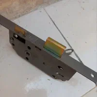 فروش قفل با دو عدد کلید