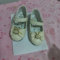 کفش دخترانه و جوراب شلواری