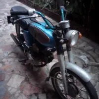 یک دستگاه موتوریاماها۱۰۰کاملاسالم