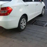 برلیانس ۲۳۰ دنده بی رنگ